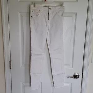 GUESS (NWOT) White Jean